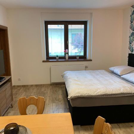 Apartmany Zupanovice Dobris Exterior photo