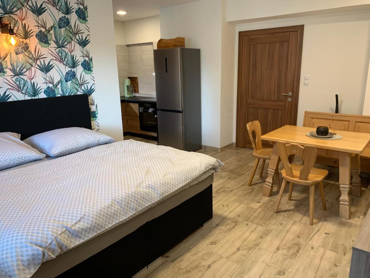 Apartmany Zupanovice Dobris Exterior photo